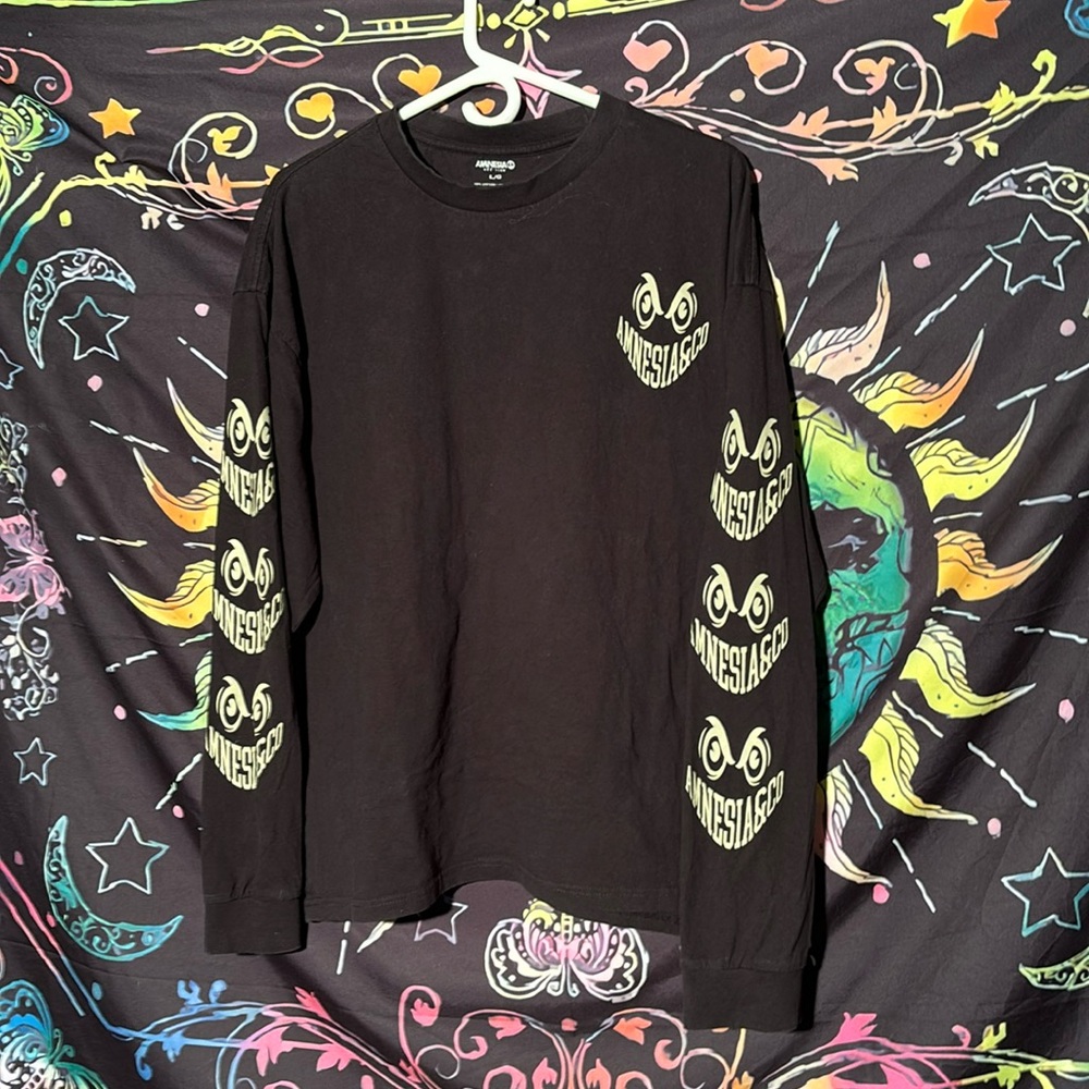 Amnesia Men’s Amnesia&co graphics on front, sleeves, hoodie Size Large